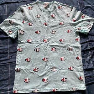 Champion T-shirt